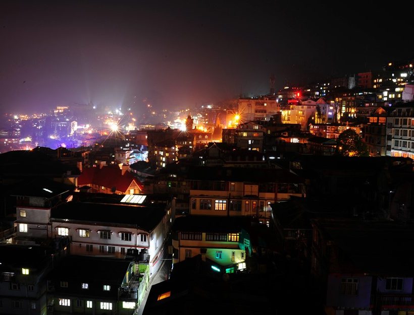 Ночная жизнь в Пуне: Приют для подрастающего поколения